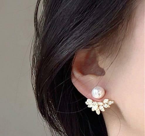 Round Silver Studs